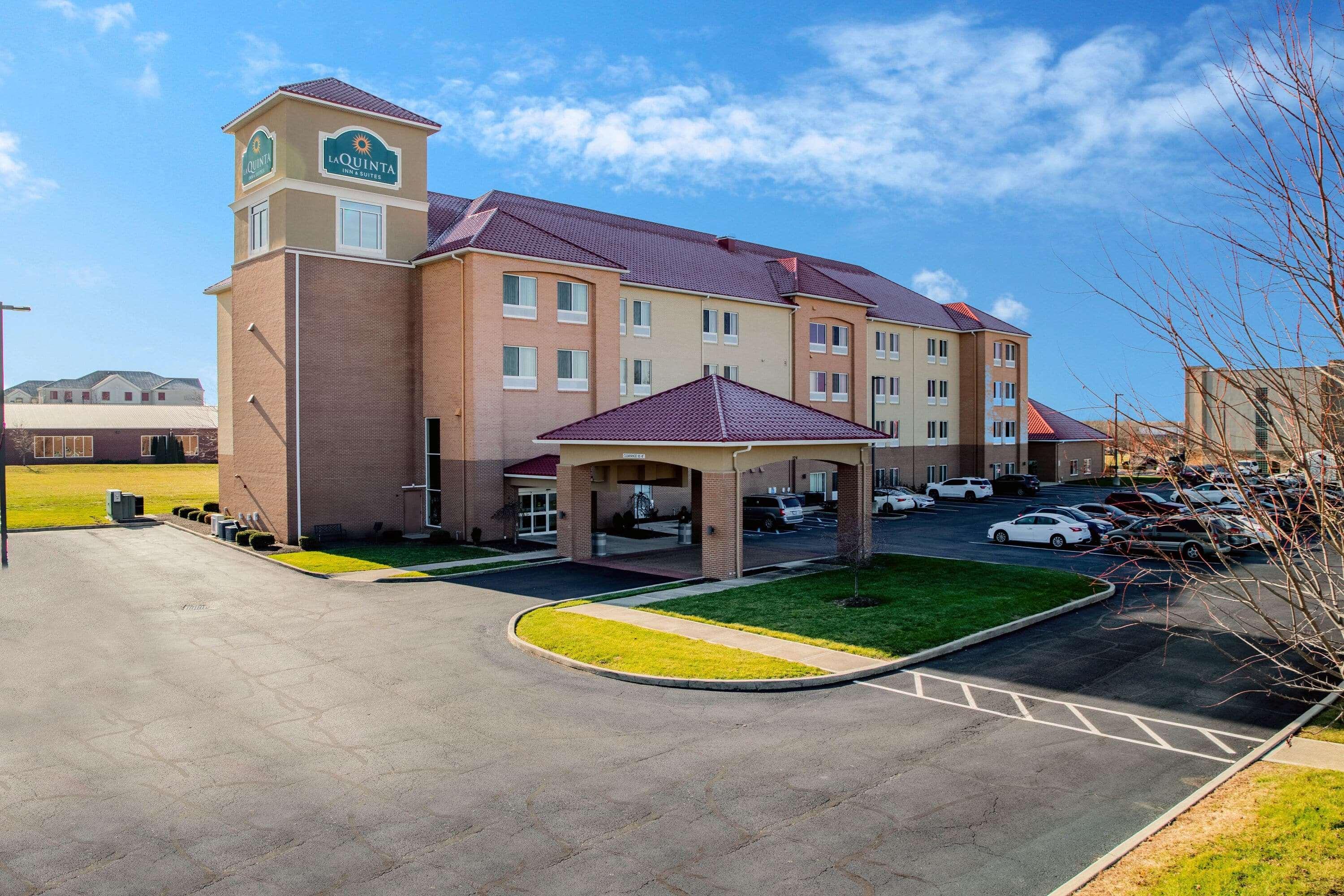 La Quinta By Wyndham Indianapolis Airport Plainfield Hotel Exterior foto